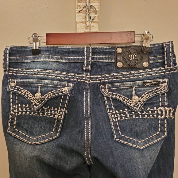 Miss Me Easy Bootcut Jeans - Picture 4 of 10